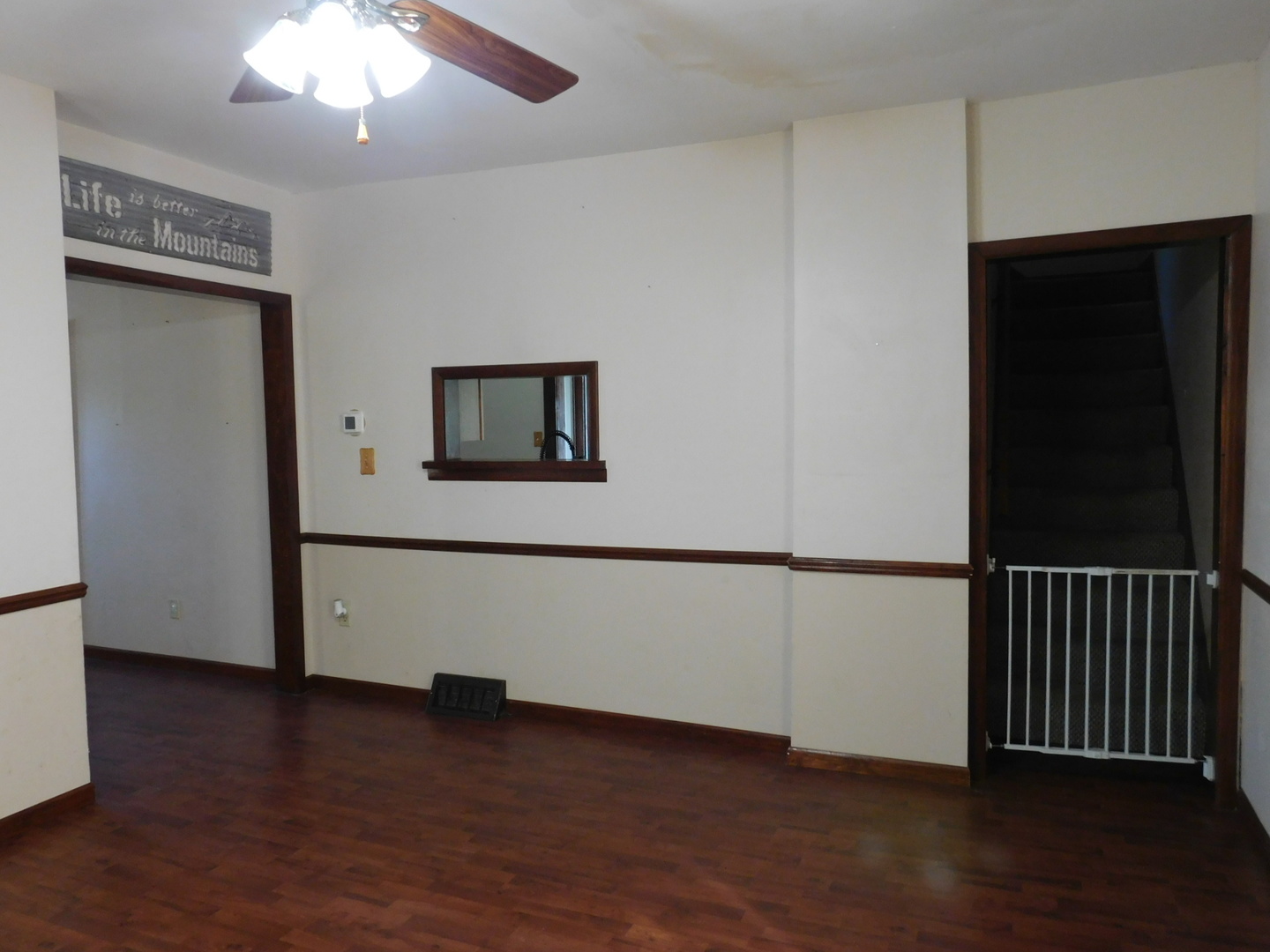 305 E Comanche Avenue, Shabbona, IL 60550