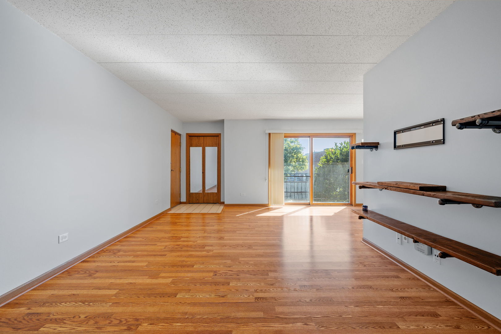 15730 Revere Court #D, Oak Forest, IL 60452