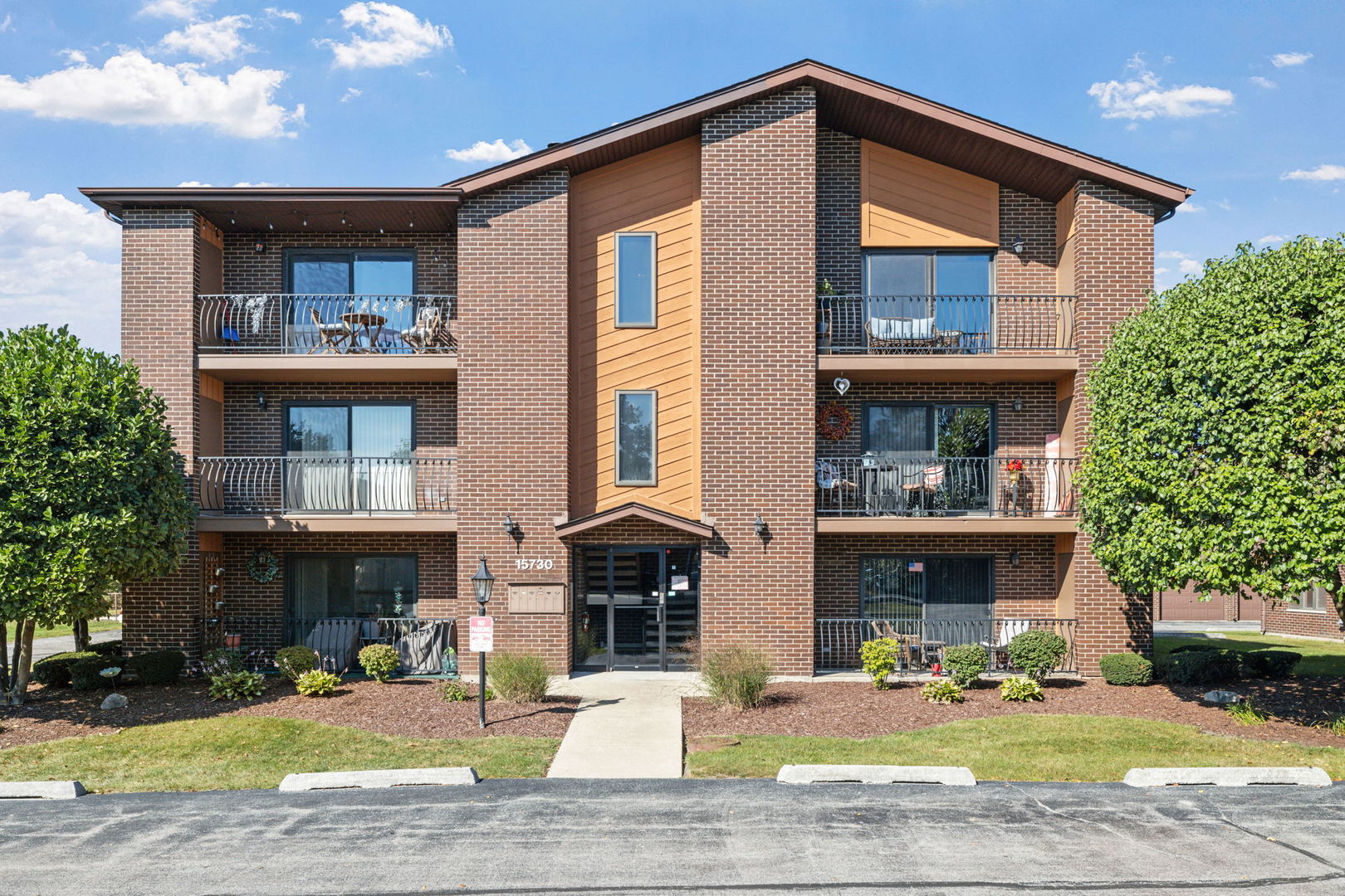 15730 Revere Court #D, Oak Forest, IL 60452