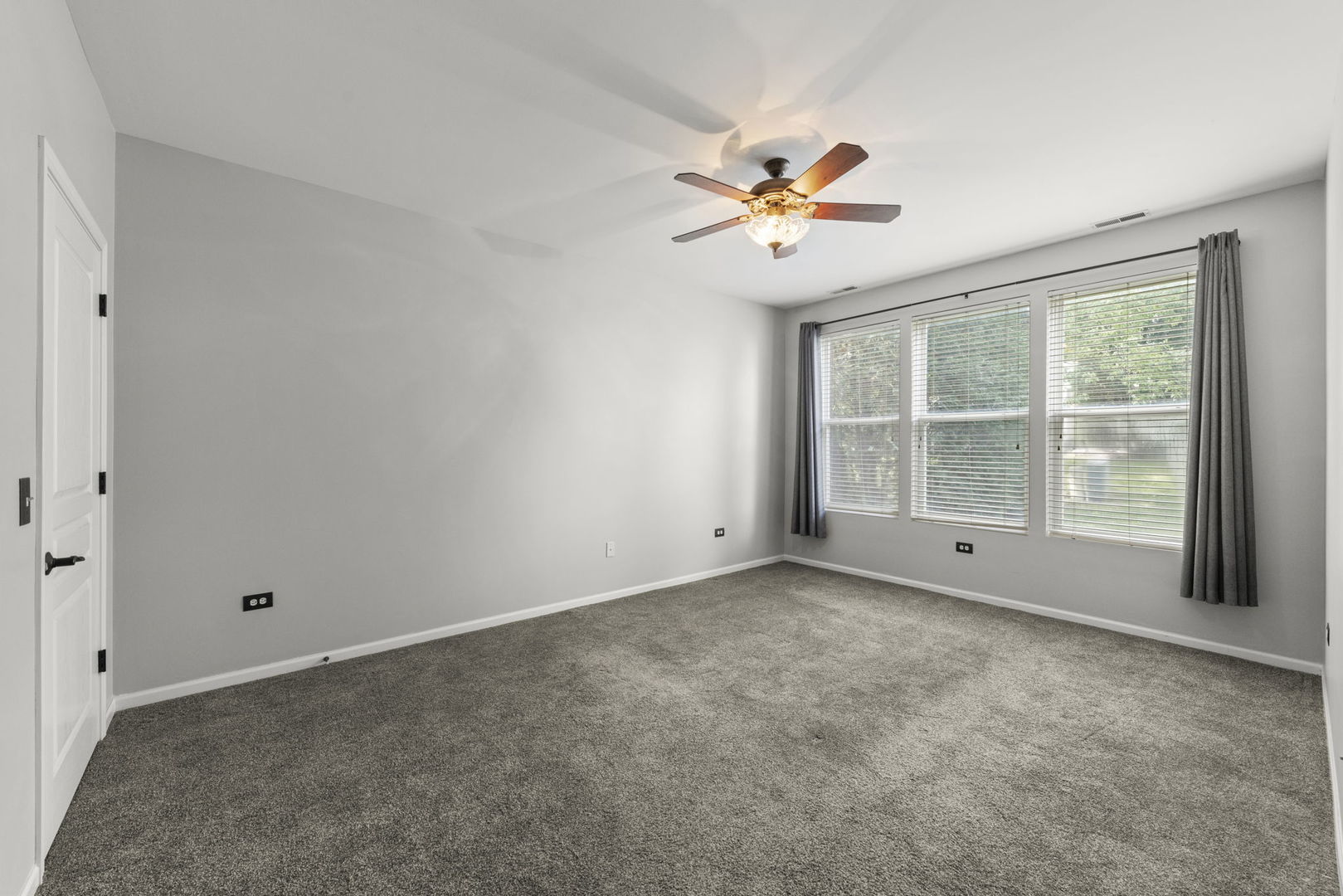 3220 Bromley Lane, Aurora, IL 60502