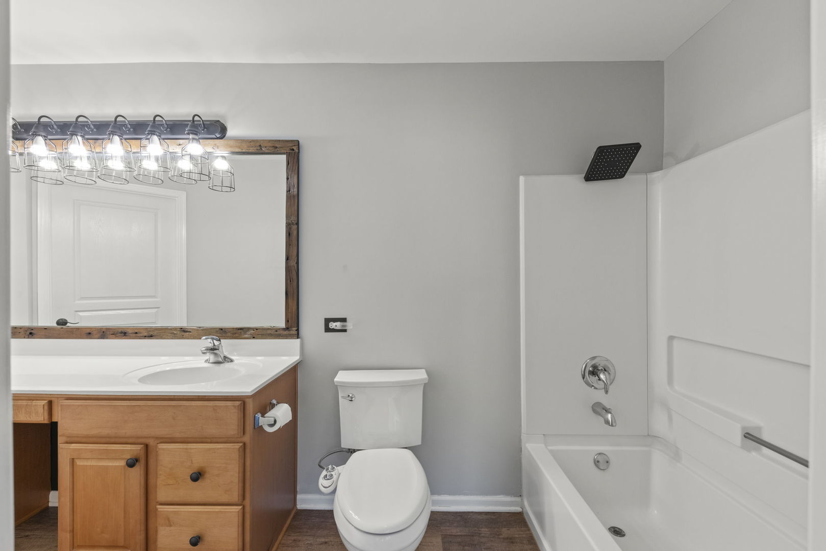 3220 Bromley Lane, Aurora, IL 60502