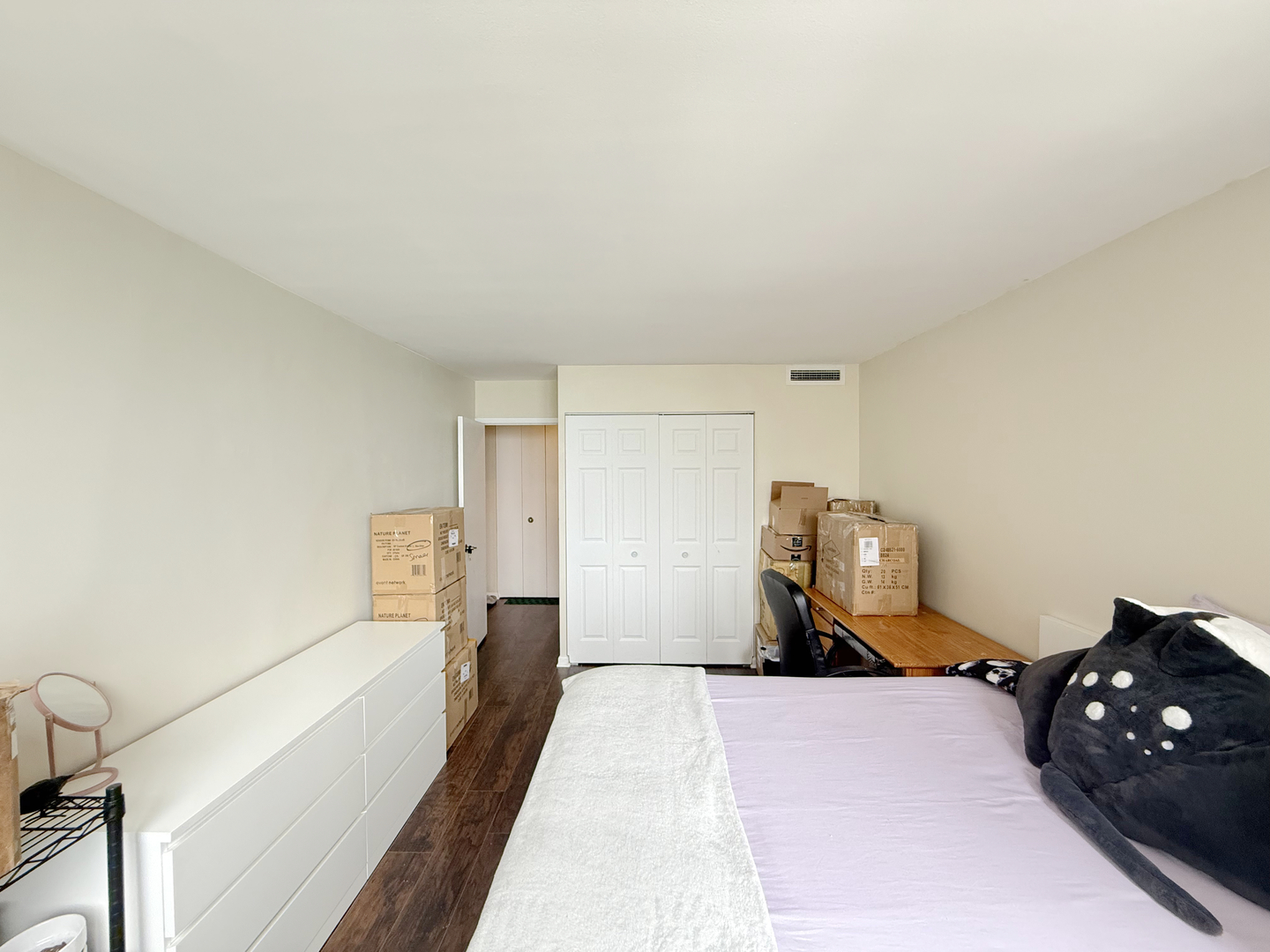 6301 N Sheridan Road #21E, Chicago, IL 60660