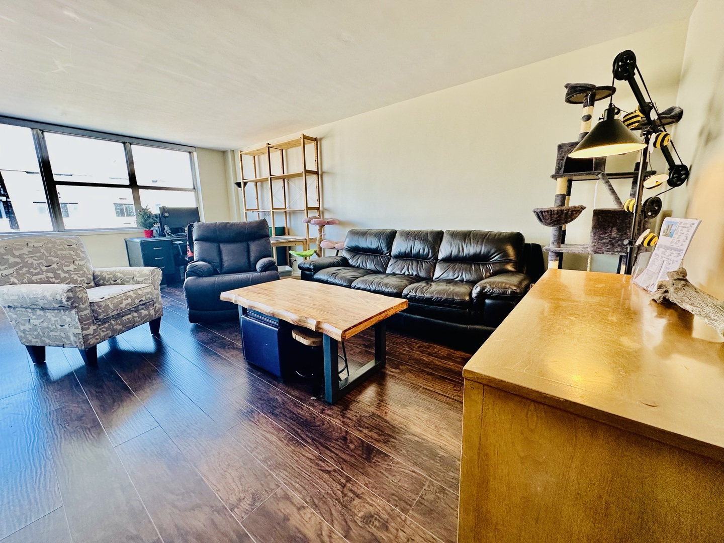 6301 N Sheridan Road #21E, Chicago, IL 60660