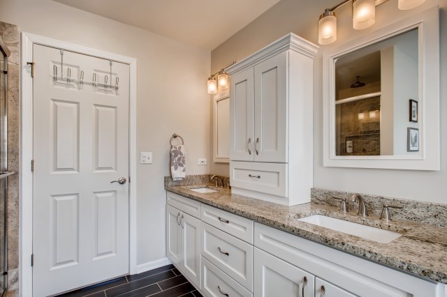 4035 Schillinger Drive, Naperville, IL 60564