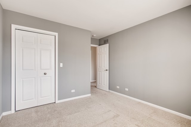 4035 Schillinger Drive, Naperville, IL 60564