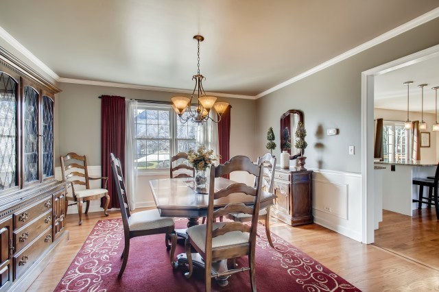 4035 Schillinger Drive, Naperville, IL 60564