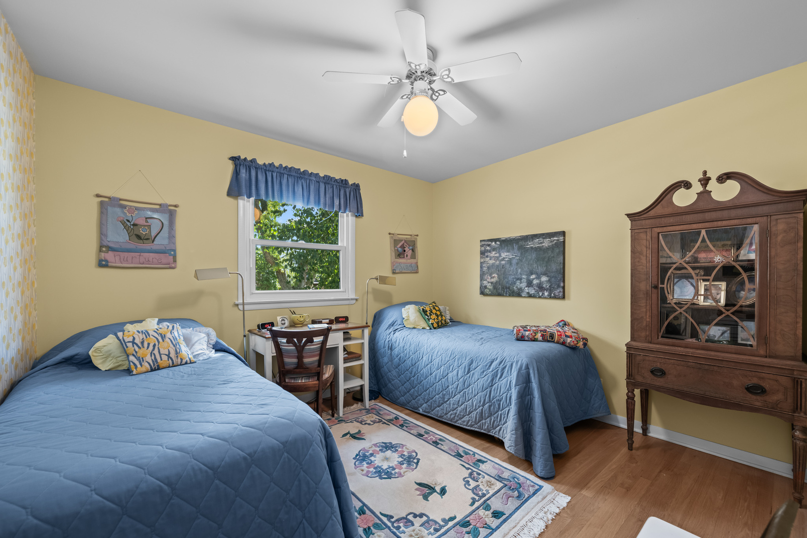 1136 N Walnut Avenue, Arlington Heights, IL 60004