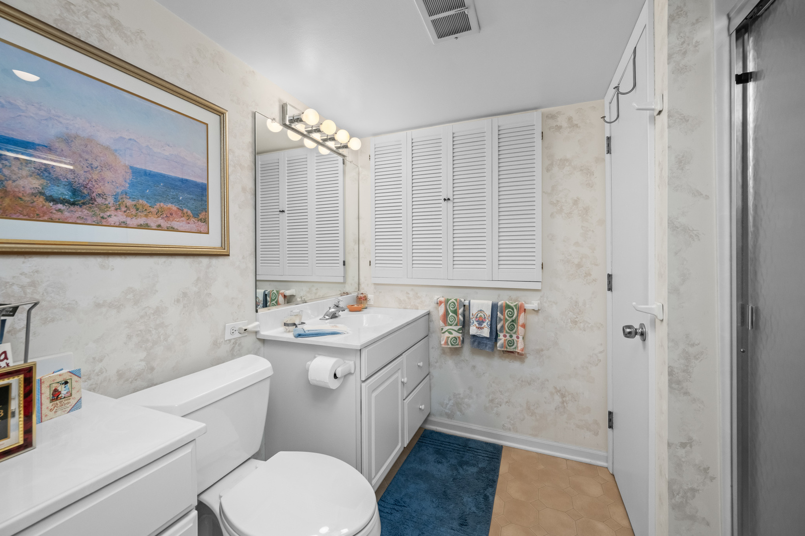 1136 N Walnut Avenue, Arlington Heights, IL 60004