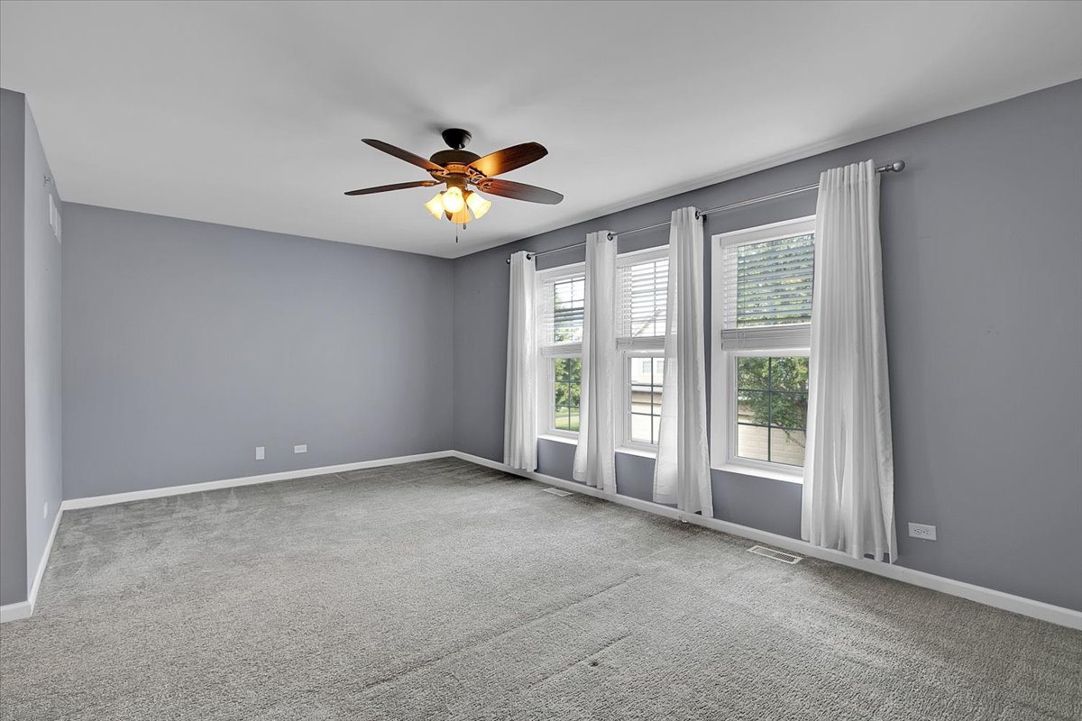 1385 Crimson Lane, Yorkville, IL 60560