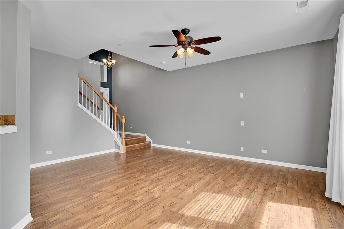 1385 Crimson Lane, Yorkville, IL 60560