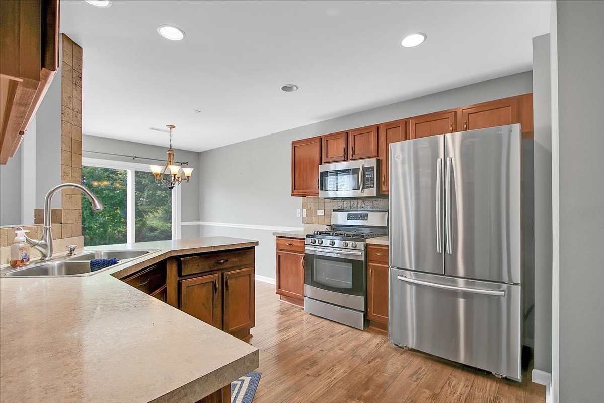1385 Crimson Lane, Yorkville, IL 60560