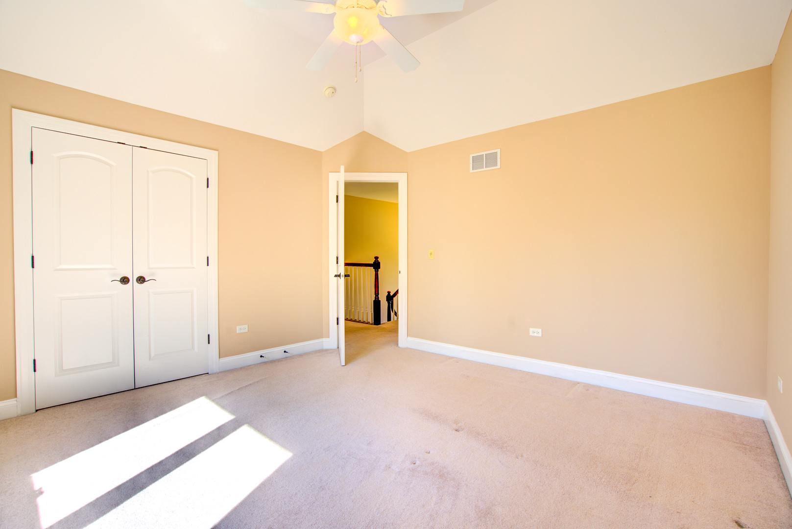 25764 W SUNNYMERE Drive, Plainfield, IL 60585