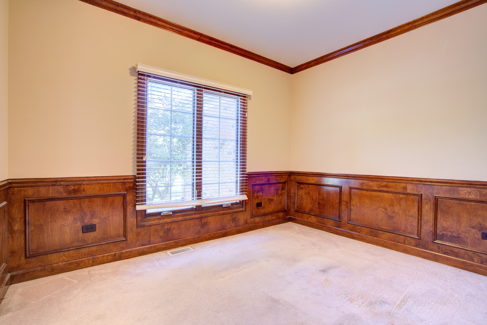 25764 W SUNNYMERE Drive, Plainfield, IL 60585