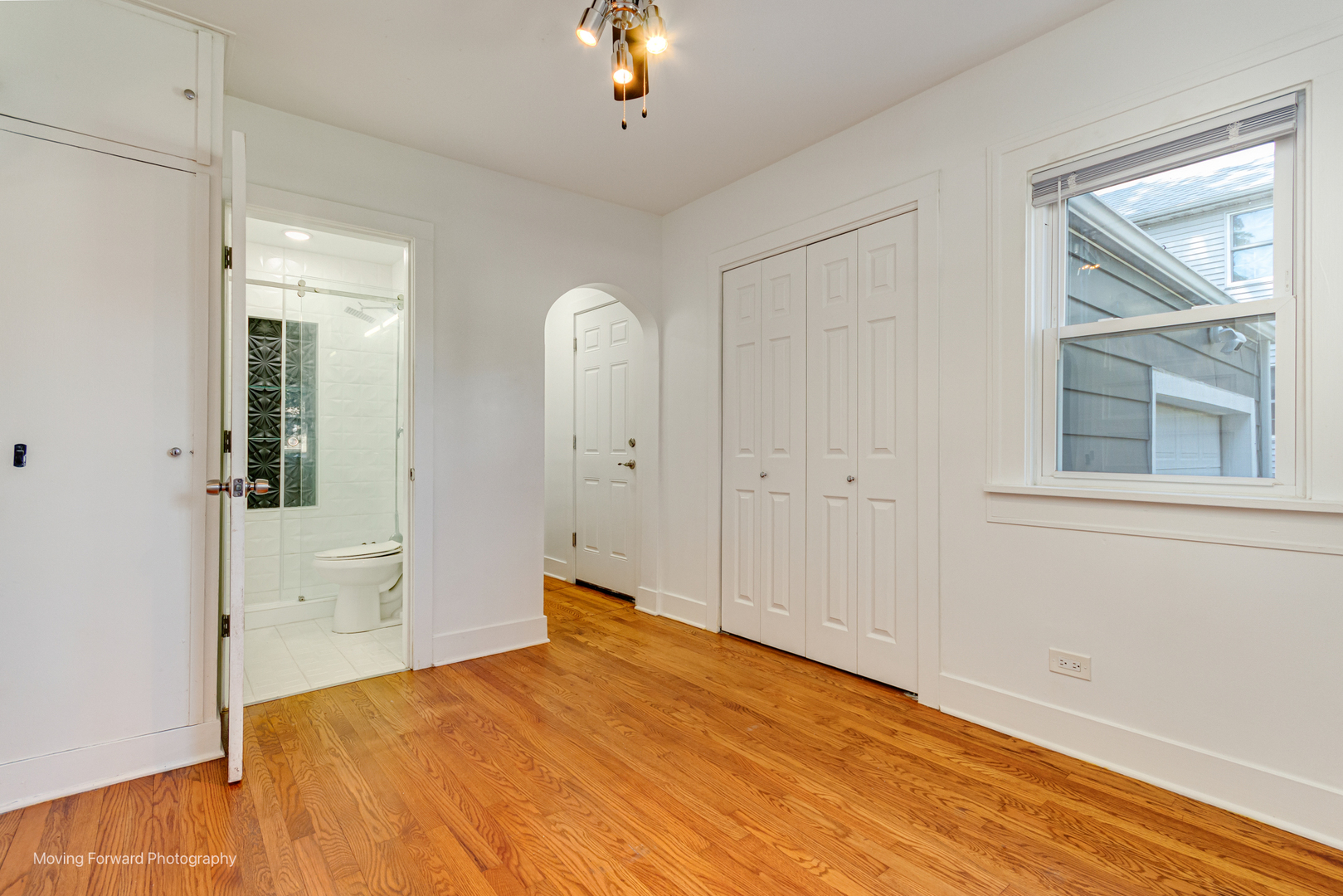 344 S Mason Street, Bensenville, IL 60106