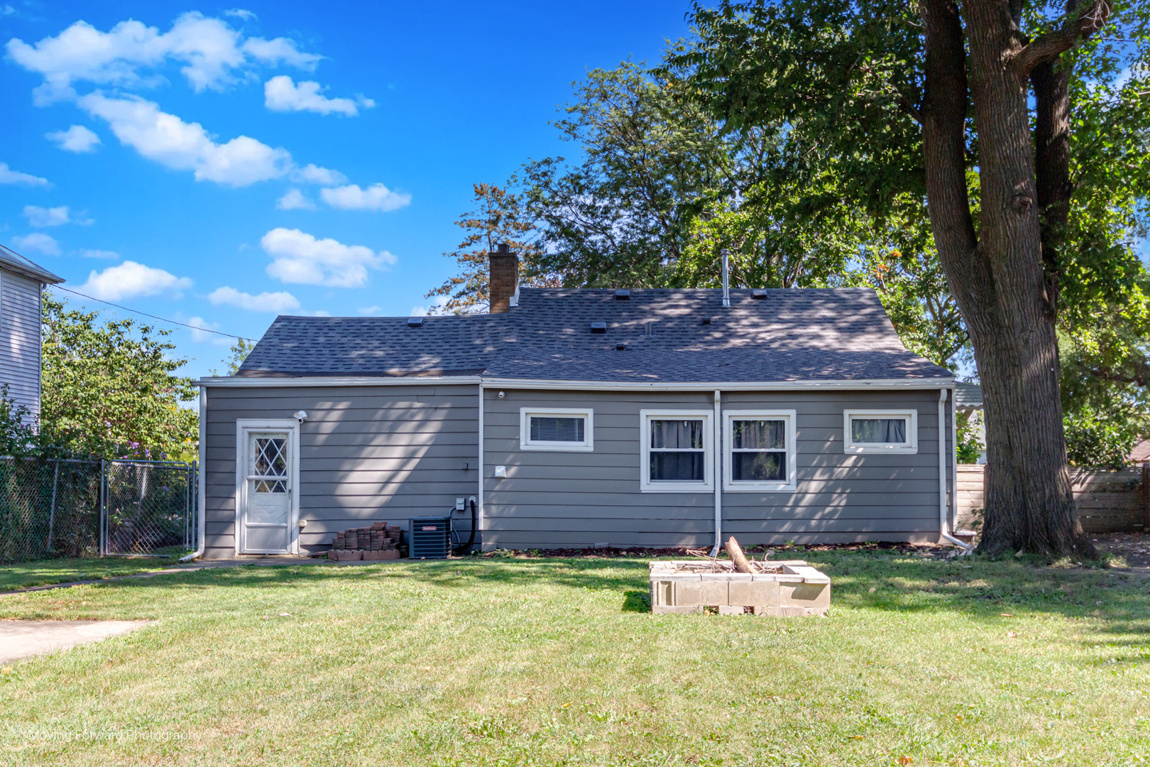 344 S Mason Street, Bensenville, IL 60106