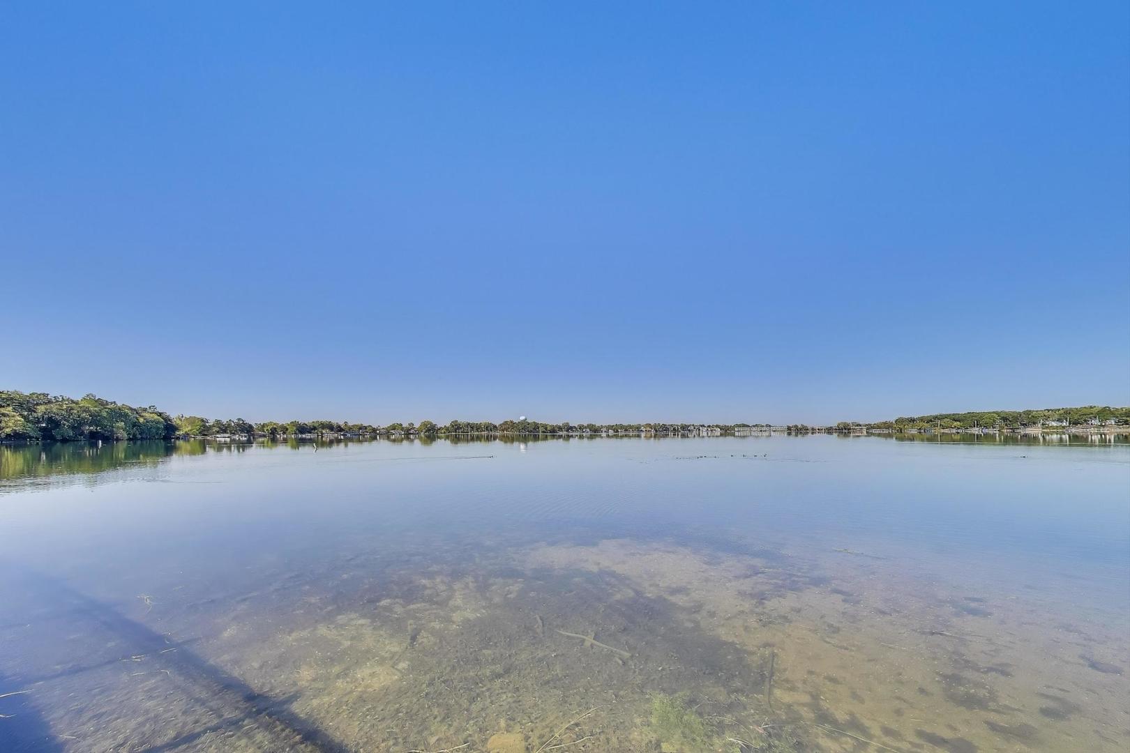 34 Lakeview Place, Lake Zurich, IL 60047