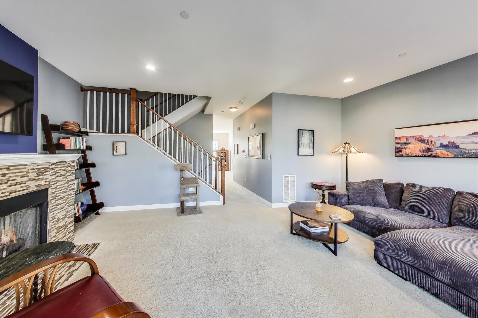 34 Lakeview Place, Lake Zurich, IL 60047