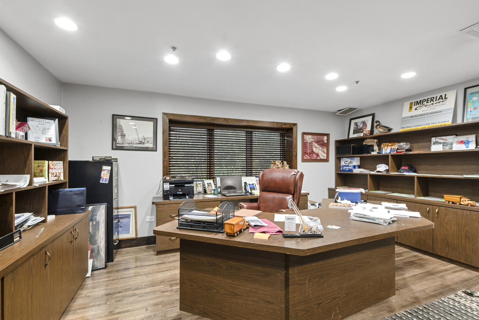 9735 industrial Drive, Bridgeview, IL 60455