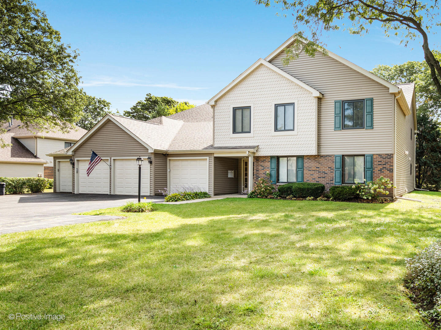 27W705 Grasmere Drive #1705, Winfield, IL 60190