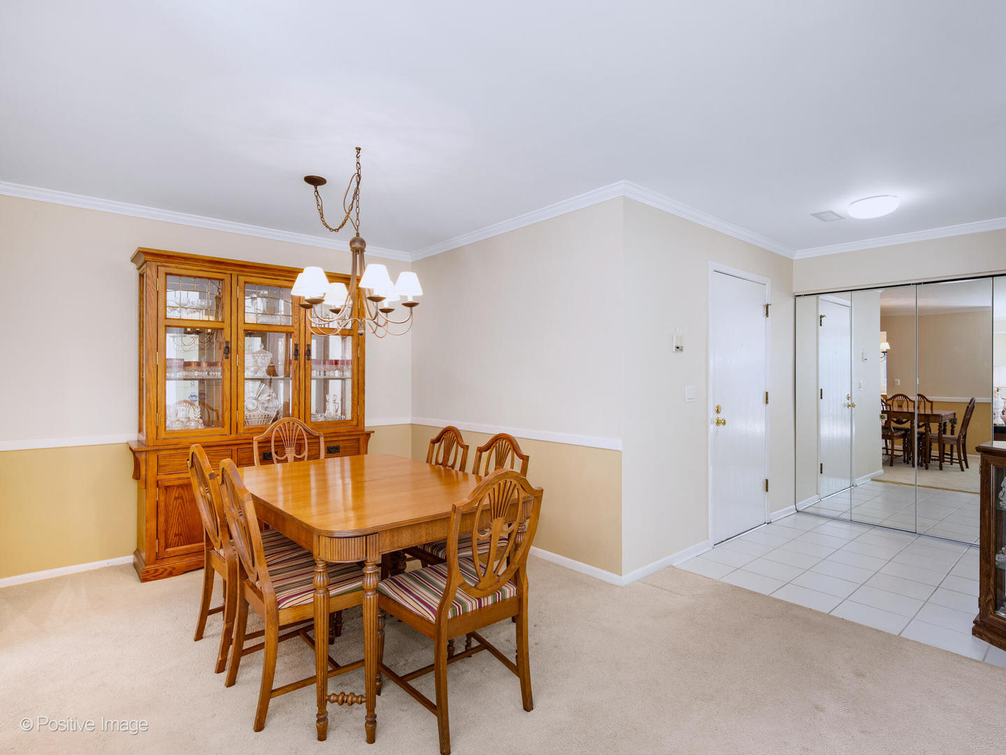 27W705 Grasmere Drive #1705, Winfield, IL 60190