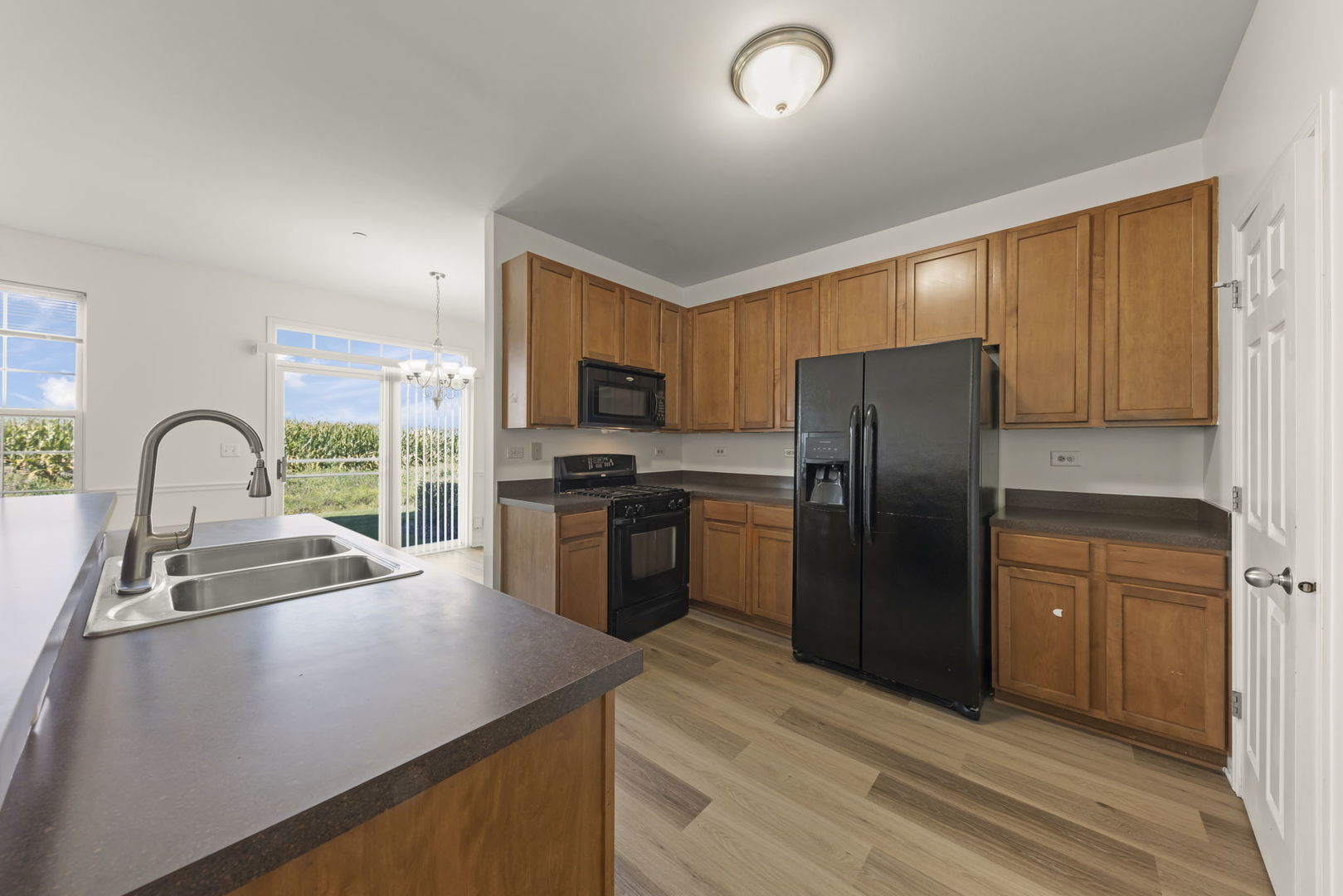 171 Willoughby Court #E, Yorkville, IL 60560
