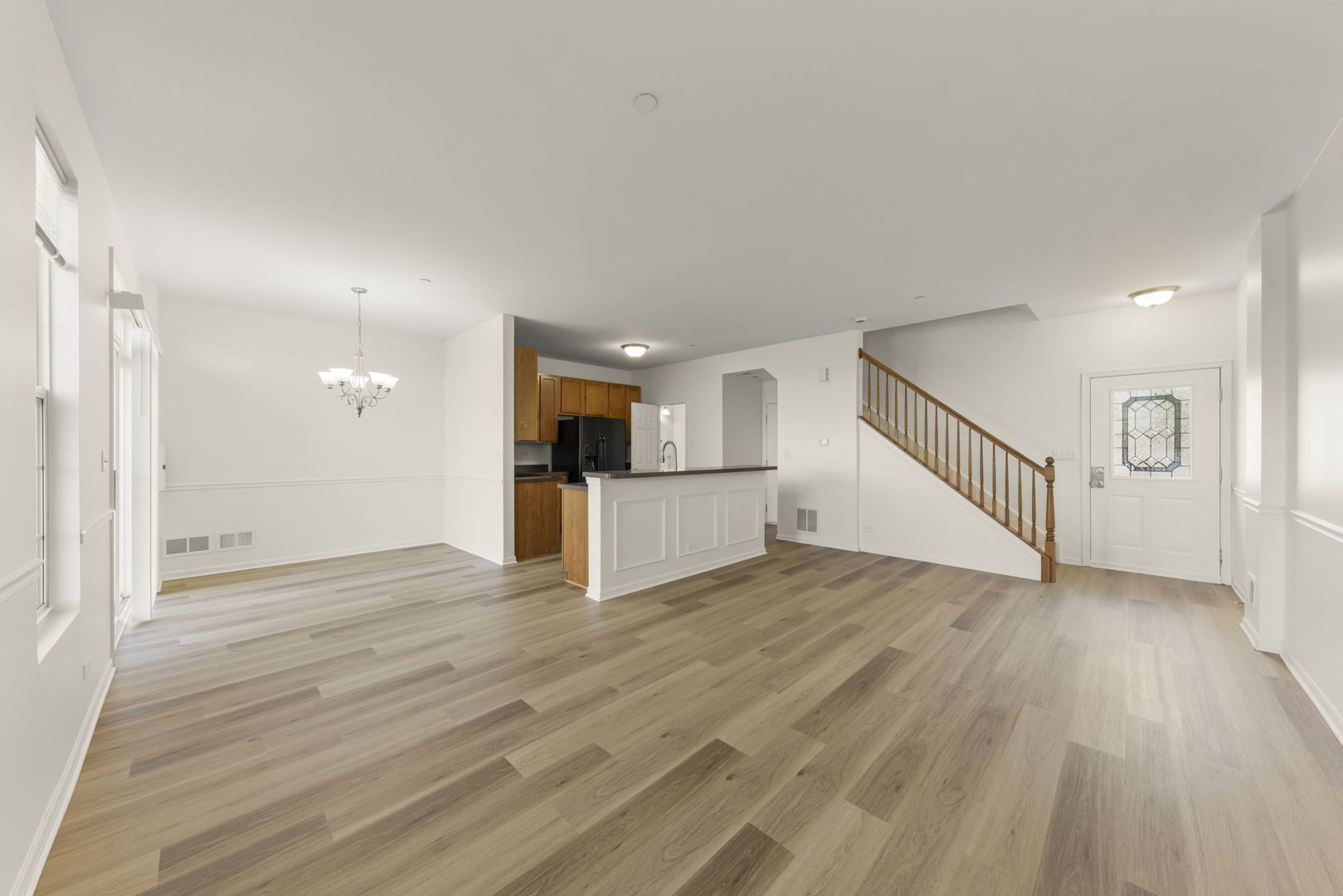 171 Willoughby Court #E, Yorkville, IL 60560