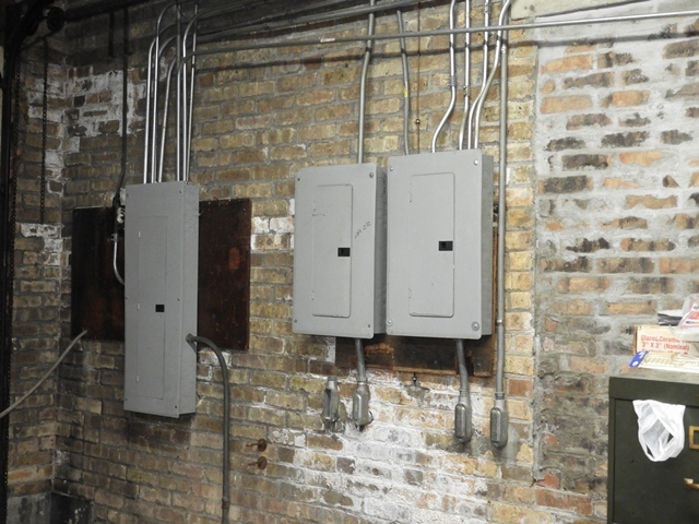 726 10th Street, Waukegan, IL 60085