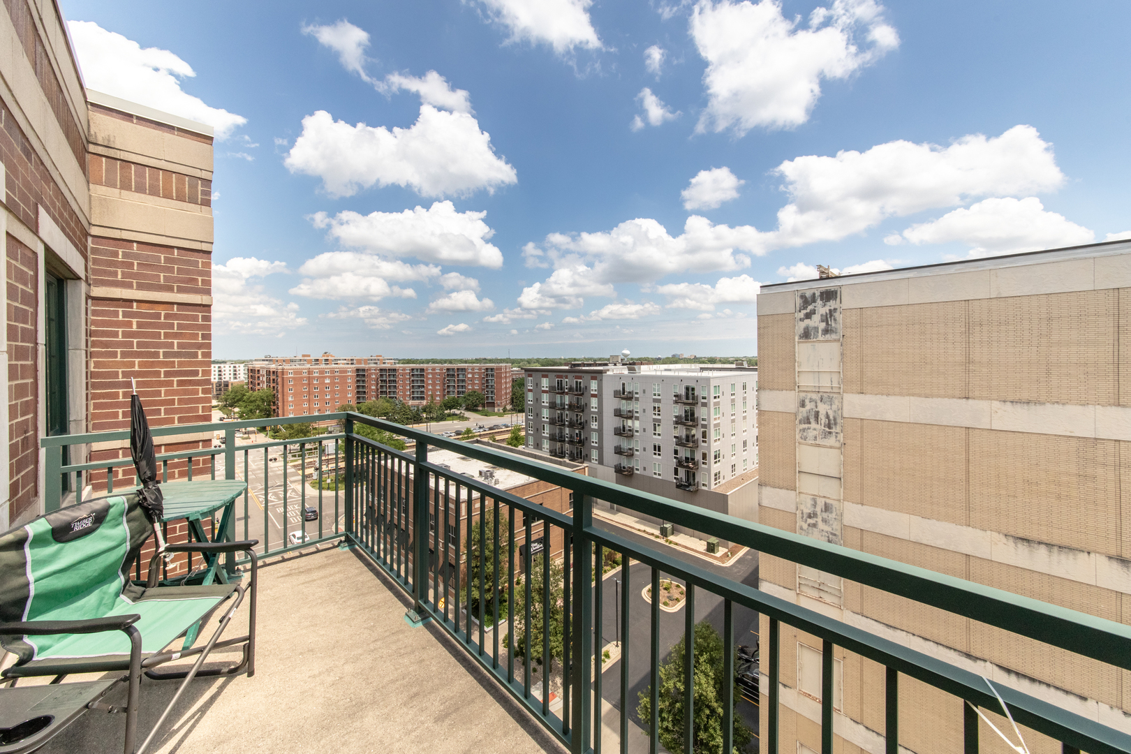 750 Pearson Street #904, Des Plaines, IL 60016