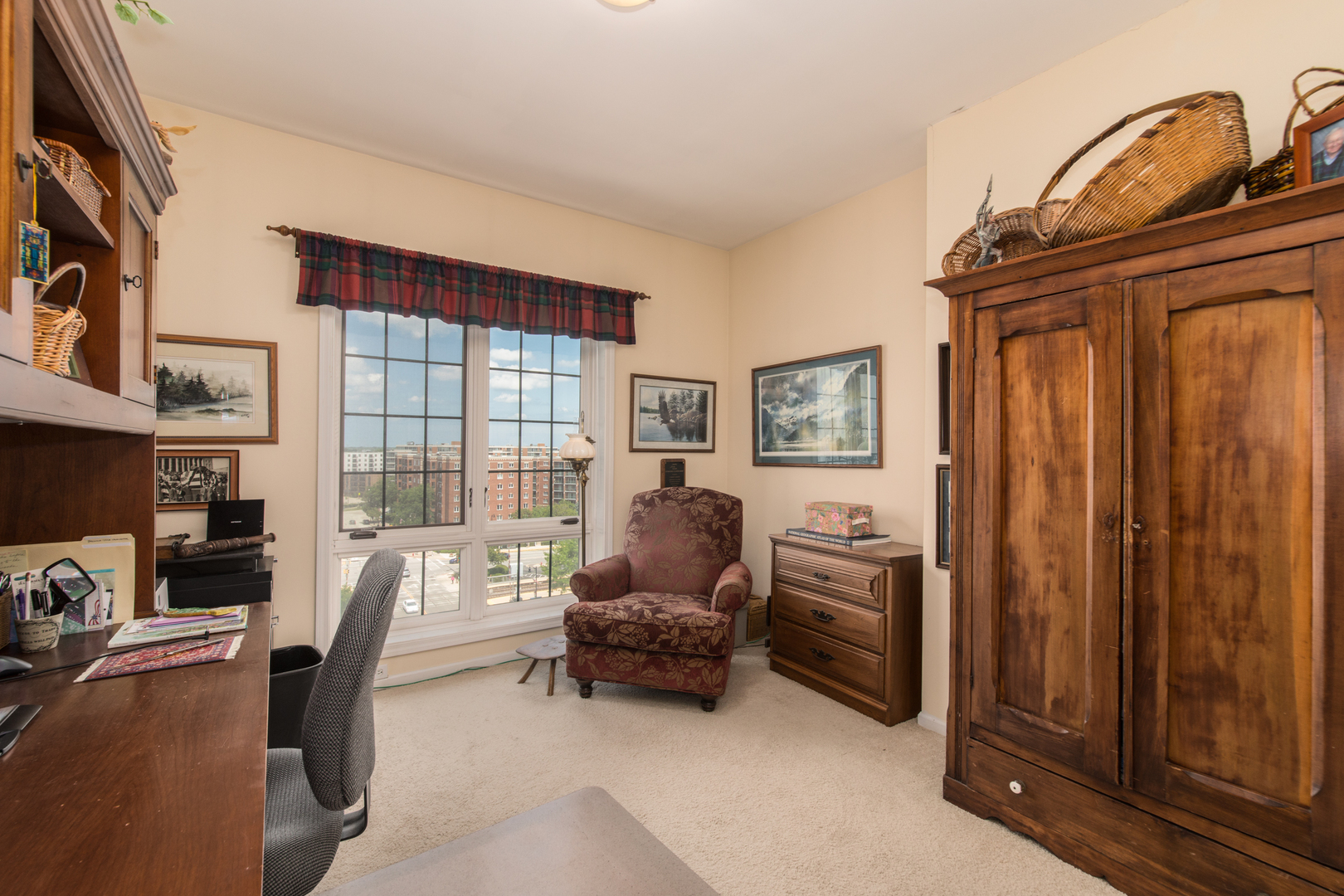 750 Pearson Street #904, Des Plaines, IL 60016