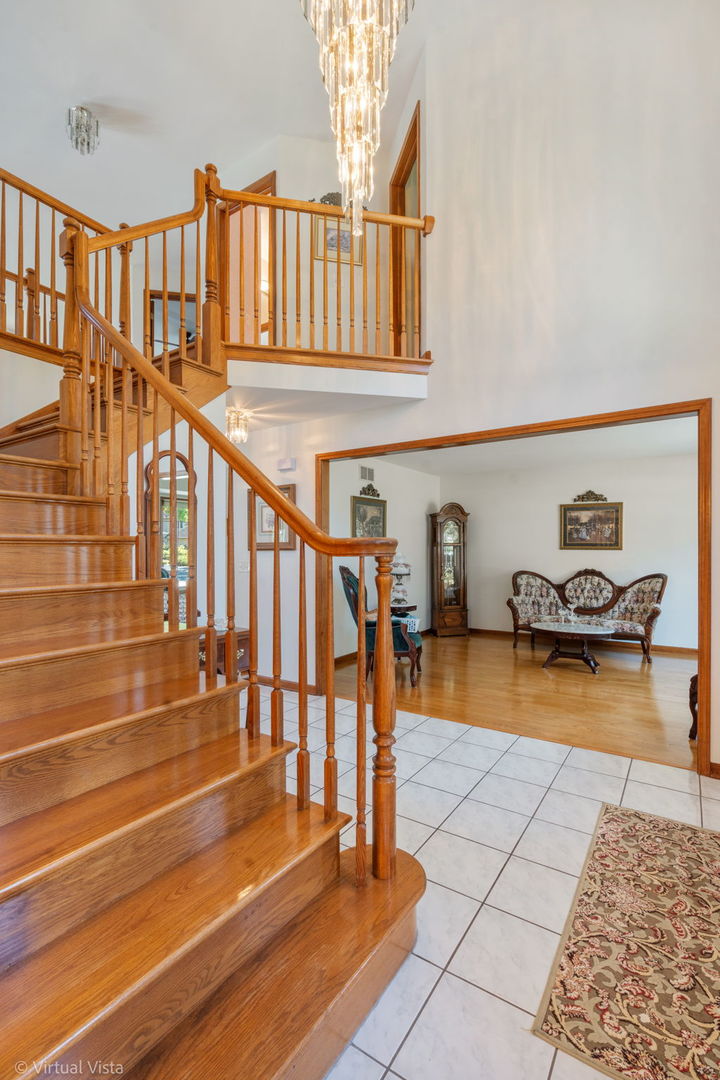 2636 Salix Circle, Naperville, IL 60564