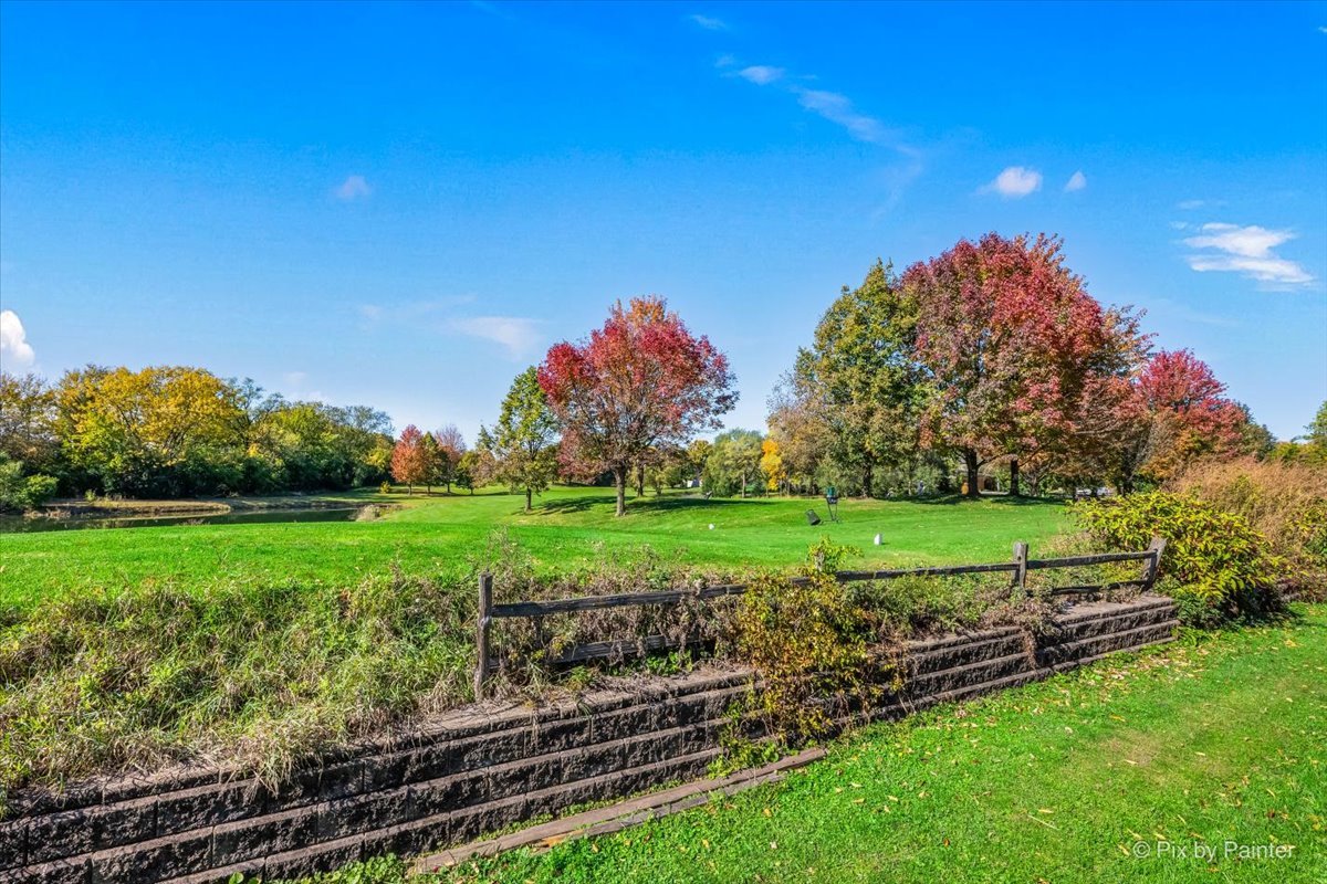 970 N Fischer Drive, Addison, IL 60101