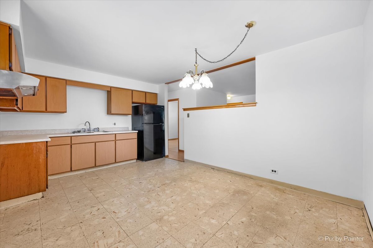 970 N Fischer Drive, Addison, IL 60101