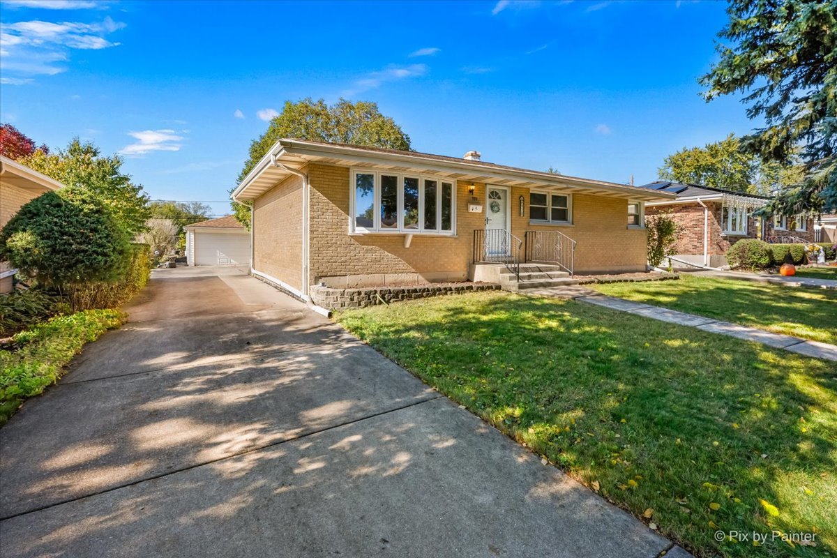 970 N Fischer Drive, Addison, IL 60101