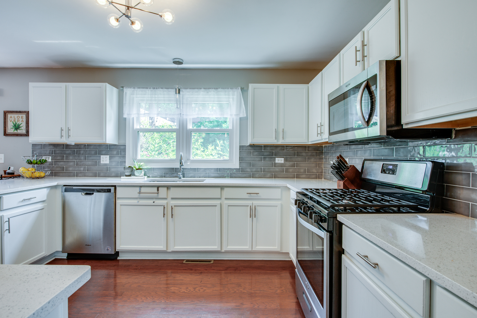 1818 Olde Mill Road, Plainfield, IL 60586