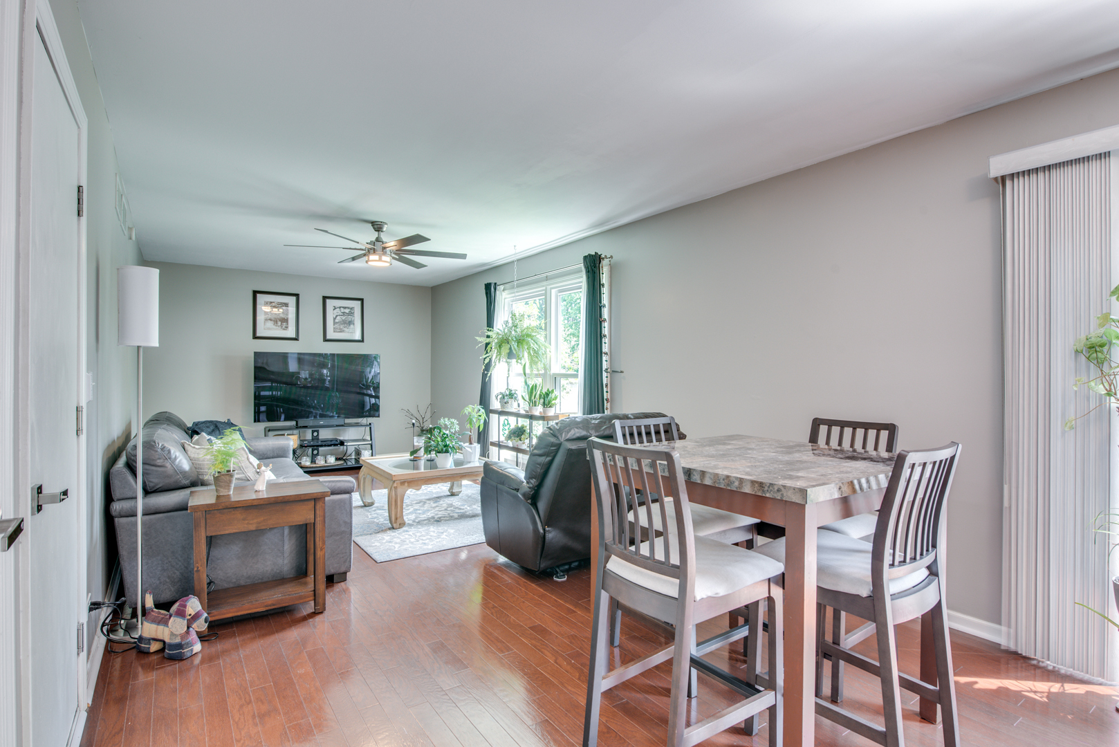 1818 Olde Mill Road, Plainfield, IL 60586