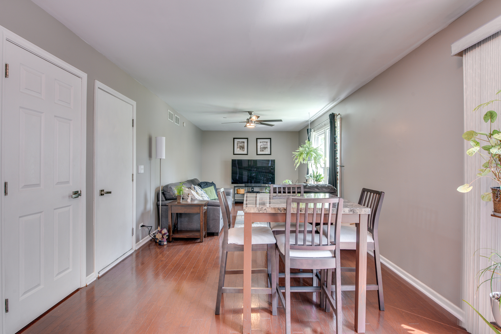 1818 Olde Mill Road, Plainfield, IL 60586