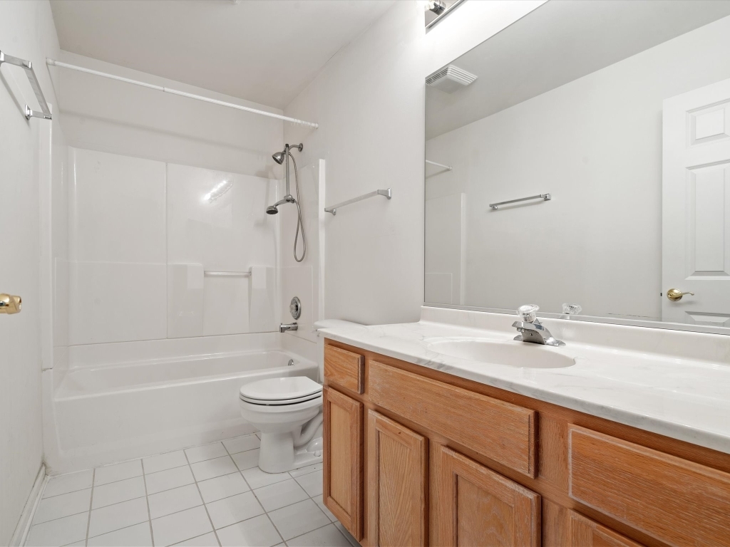 775 N Regis Court, Palatine, IL 60067