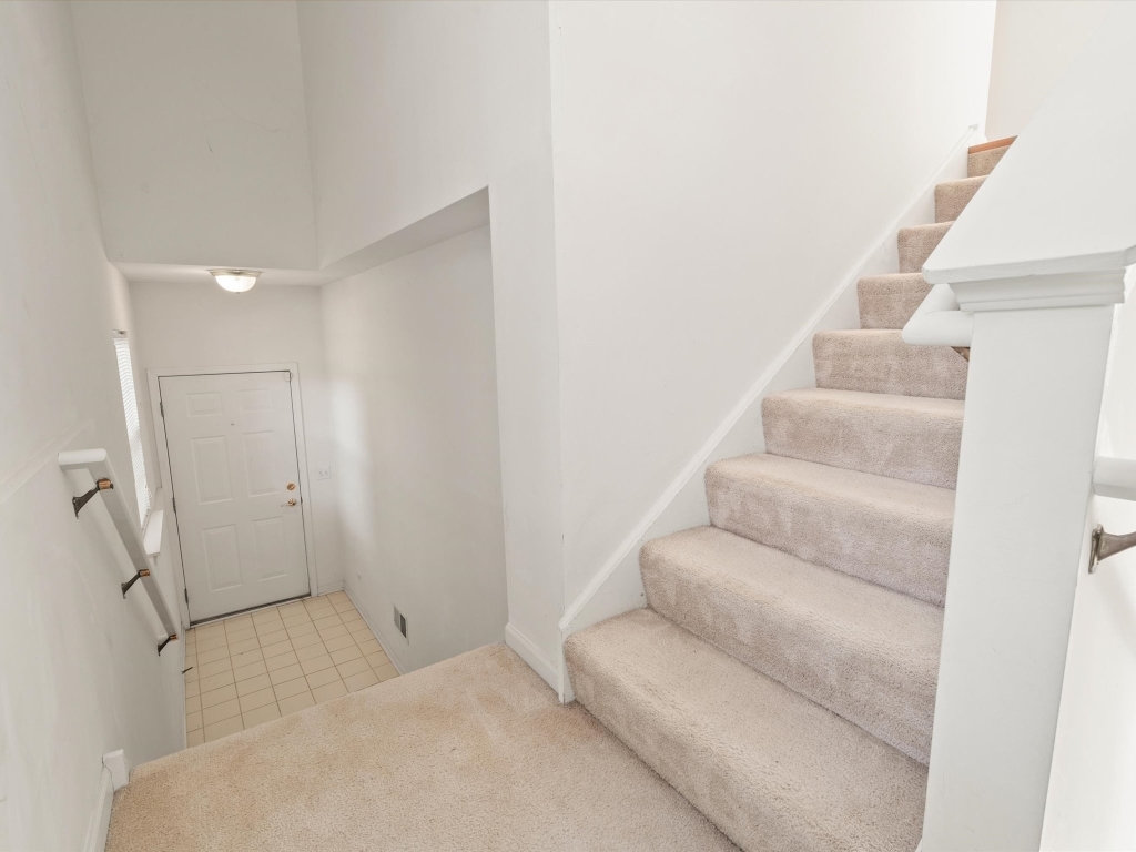 775 N Regis Court, Palatine, IL 60067