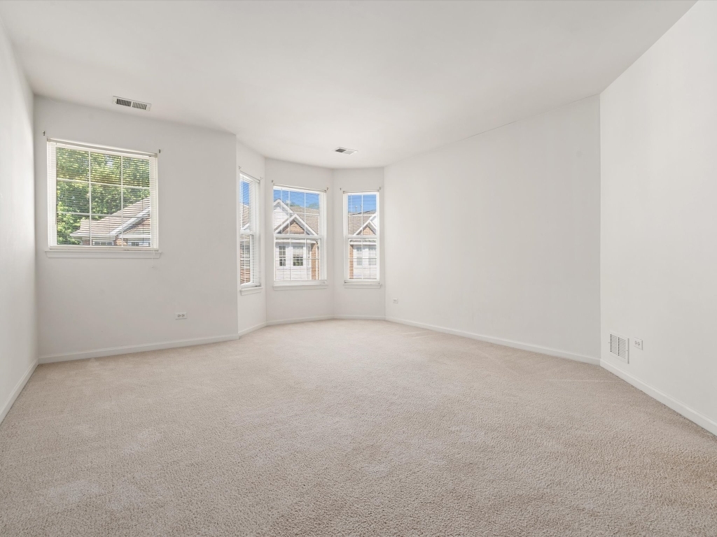 775 N Regis Court, Palatine, IL 60067