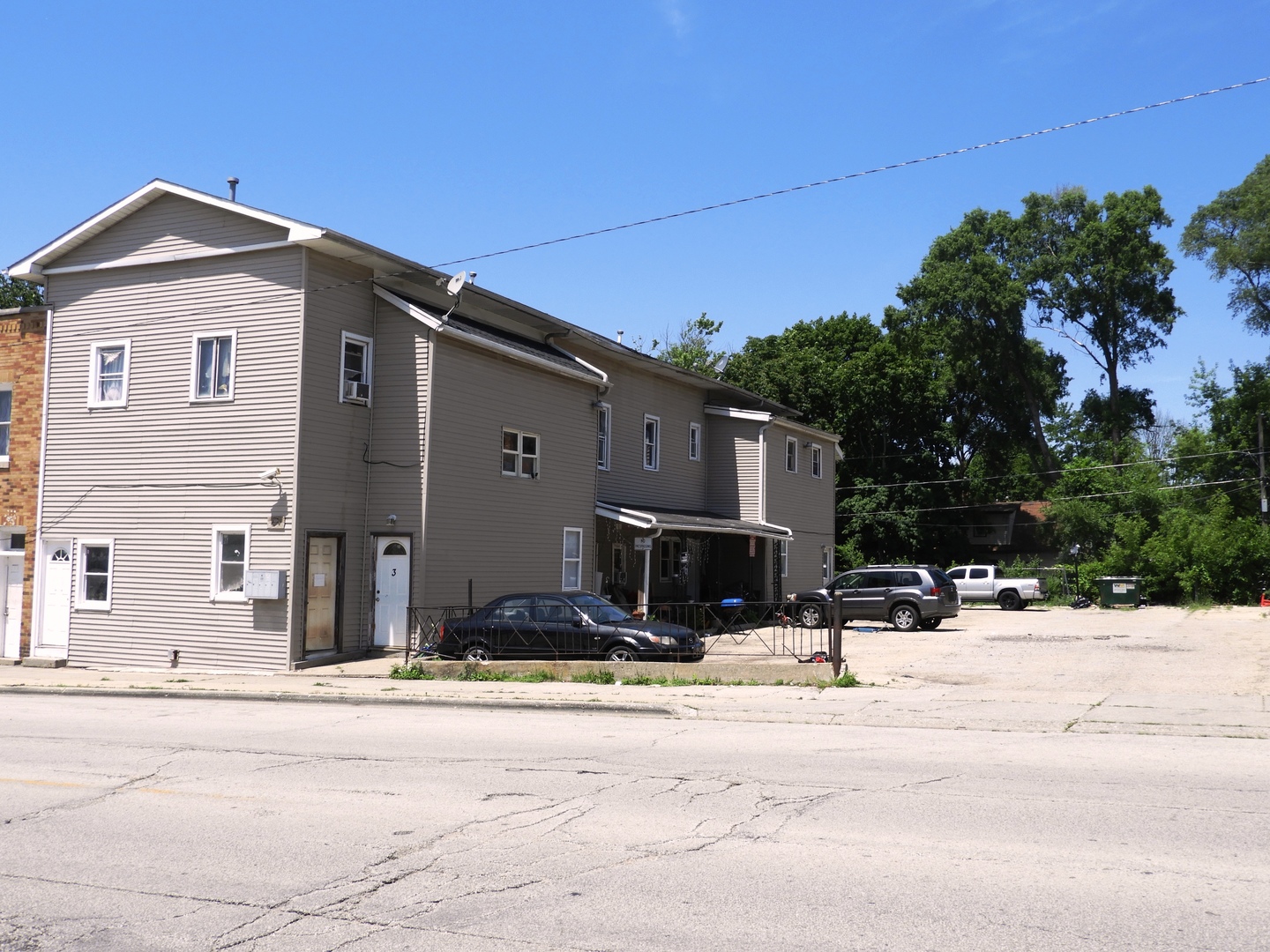 724 10th Street, Waukegan, IL 60085