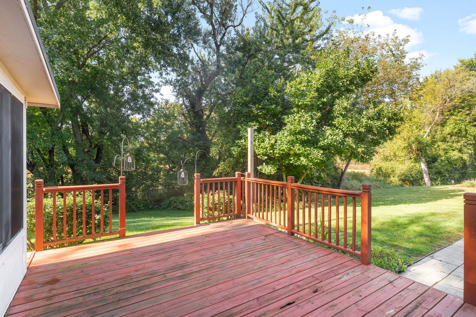 833 Dartmouth Drive, Island Lake, IL 60042