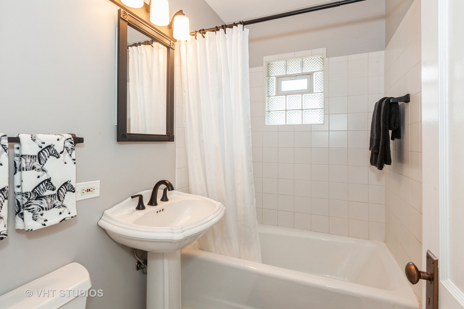 731 Western Avenue, Glen Ellyn, IL 60137