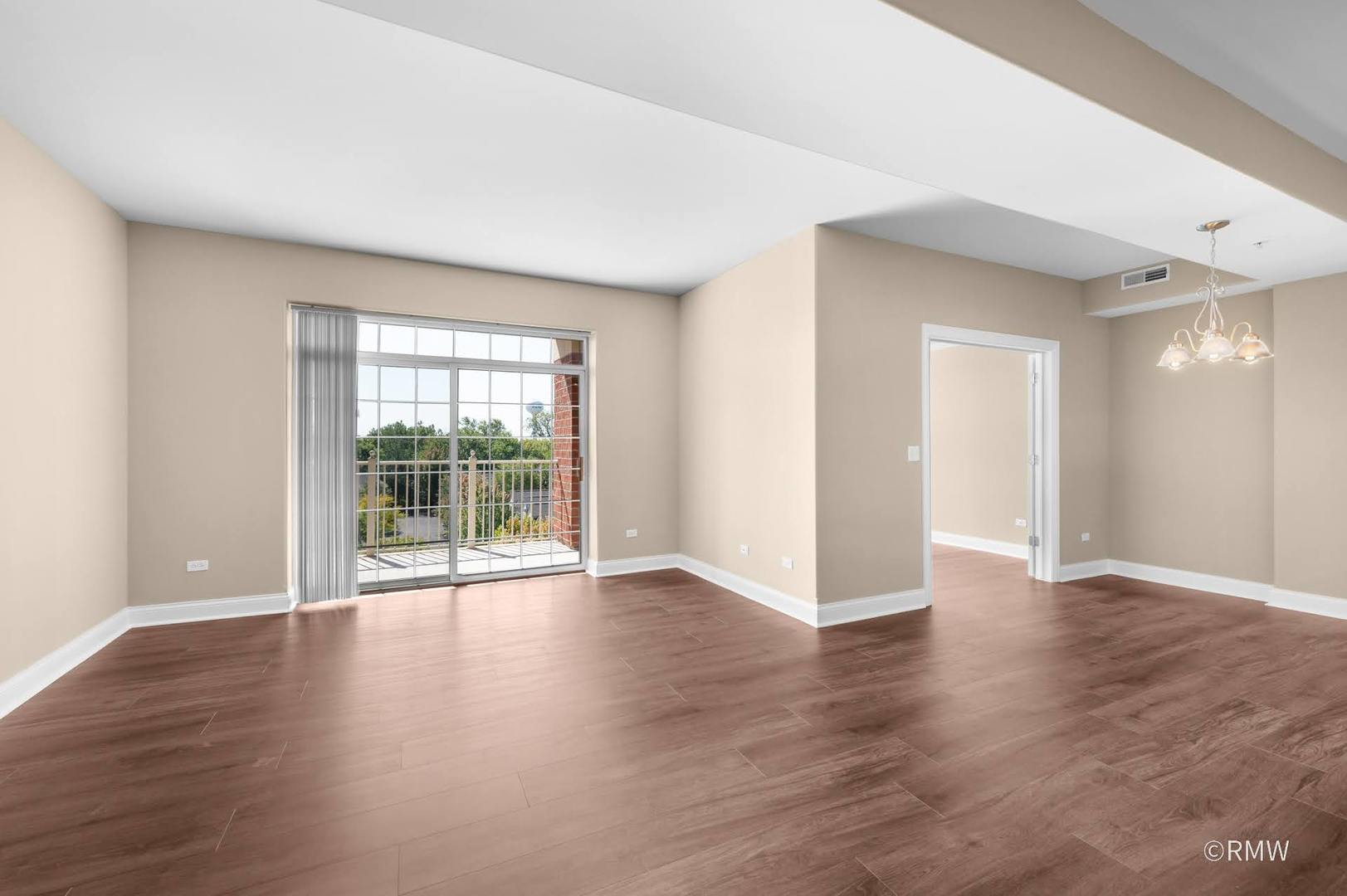 2 Itasca Place #420, Itasca, IL 60143