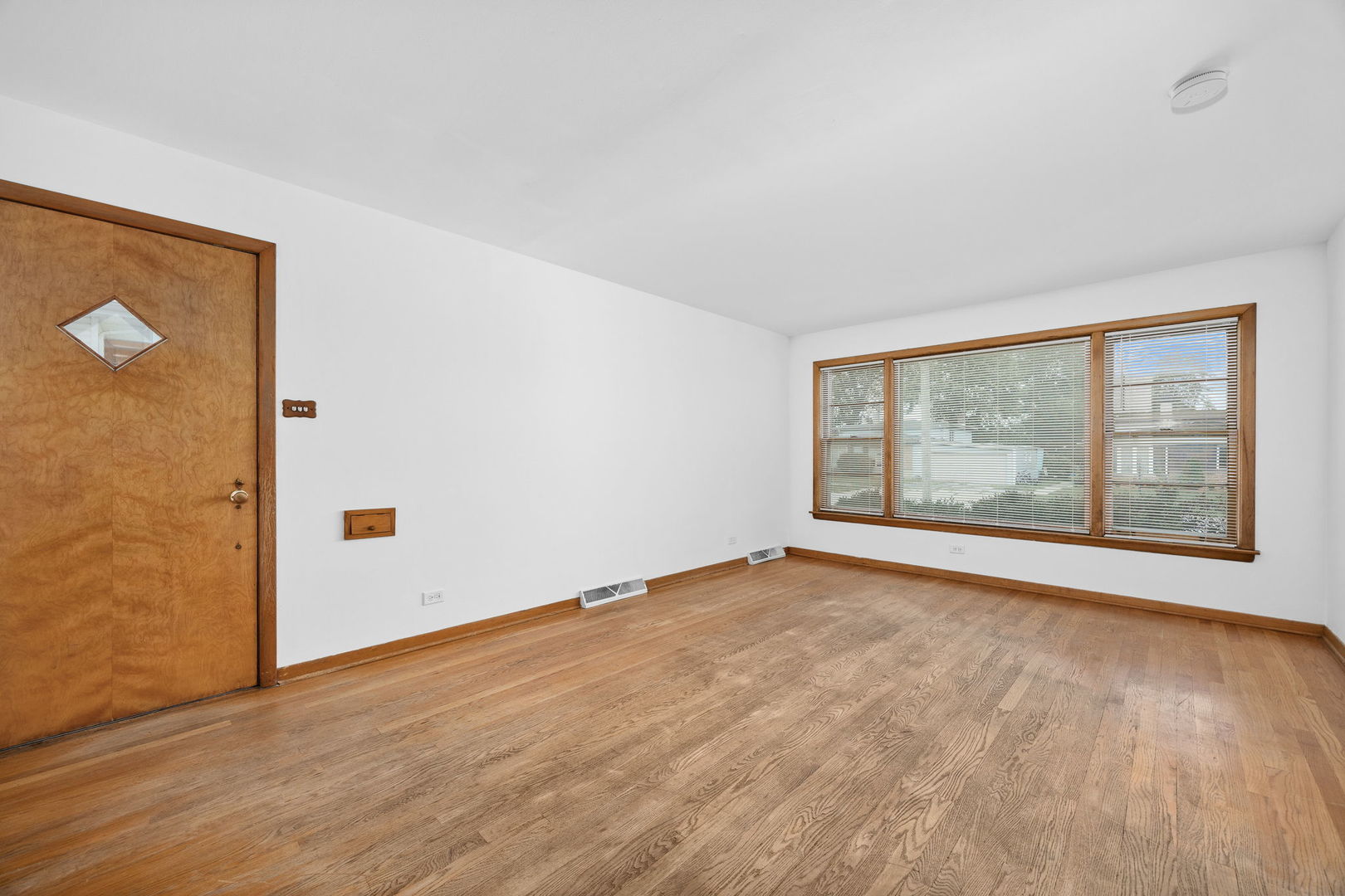 156 Kingston Place, Chicago Heights, IL 60411