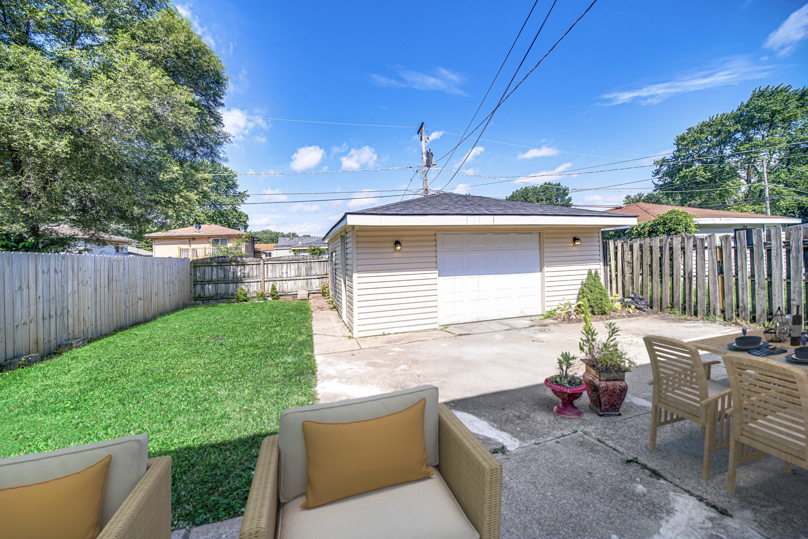 14112 S Hoxie Avenue, Burnham, IL 60633