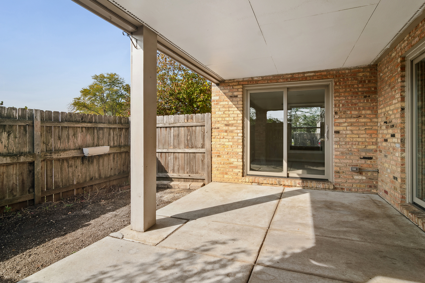 1817 Sessions Walk, Hoffman Estates, IL 60169