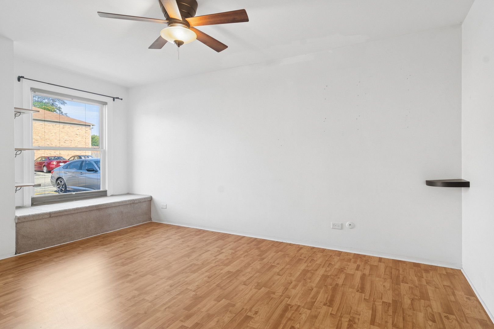 1817 Sessions Walk, Hoffman Estates, IL 60169