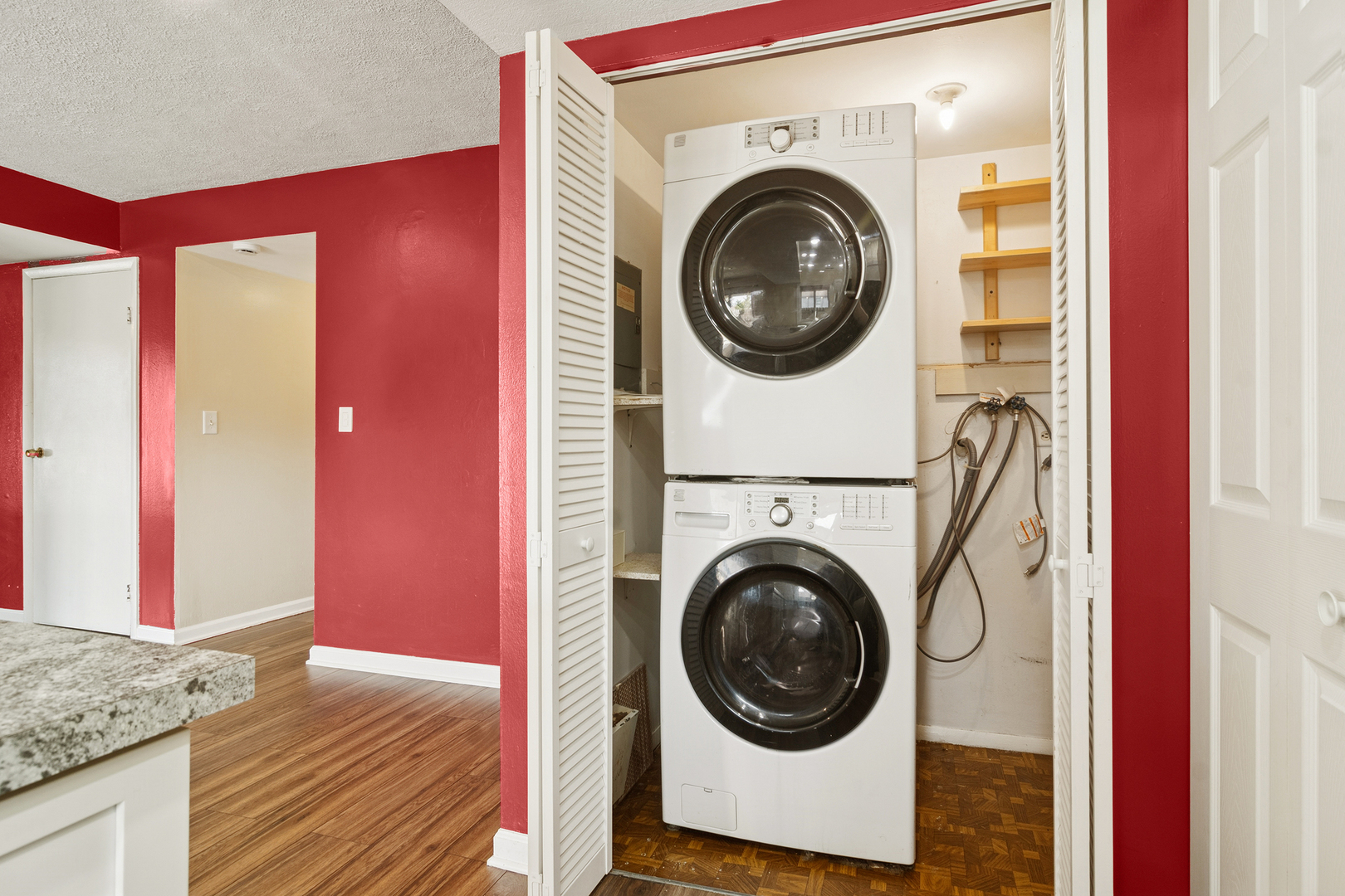 1817 Sessions Walk, Hoffman Estates, IL 60169