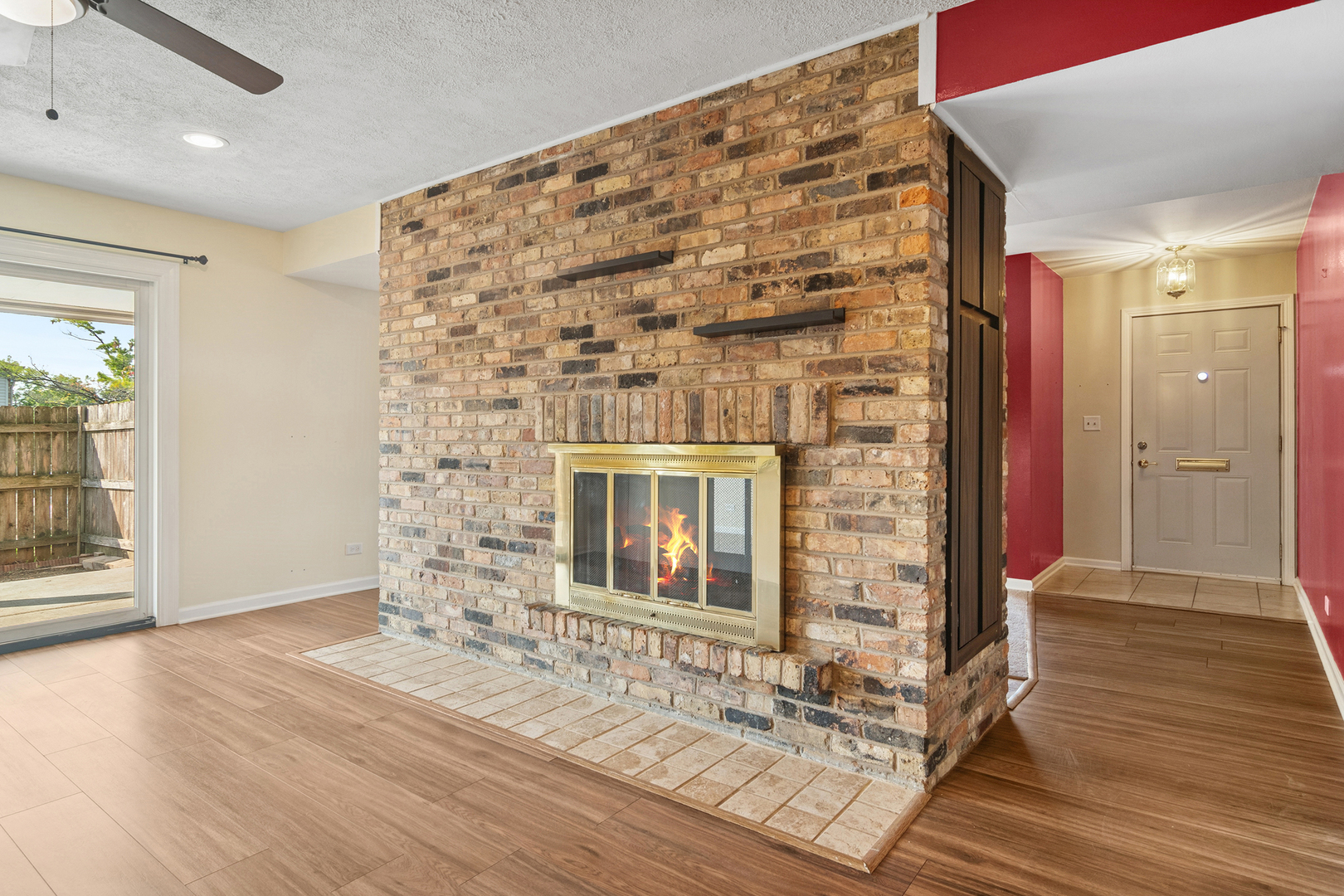 1817 Sessions Walk, Hoffman Estates, IL 60169