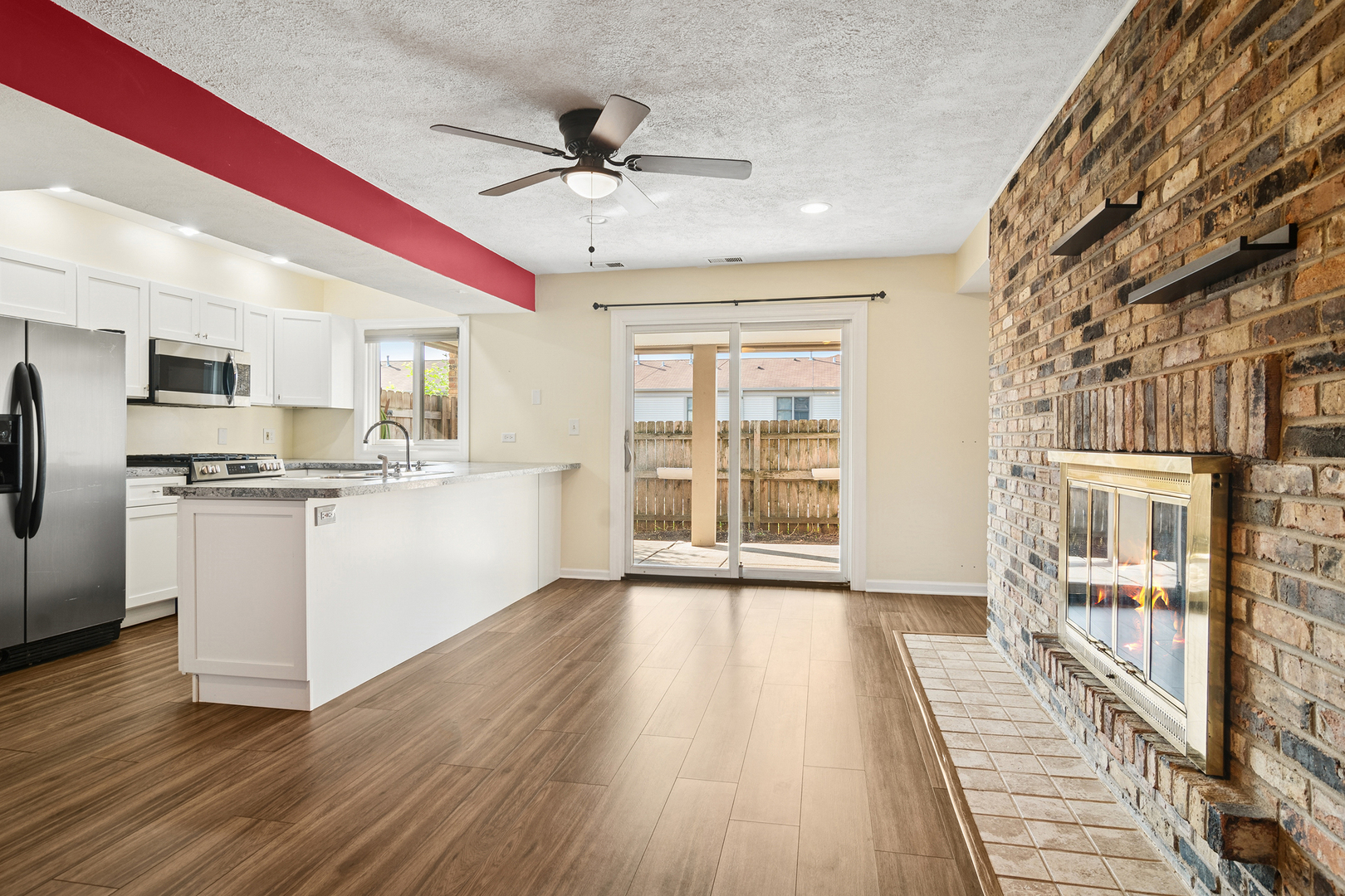 1817 Sessions Walk, Hoffman Estates, IL 60169